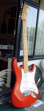 GIANT STRAT! (More below)